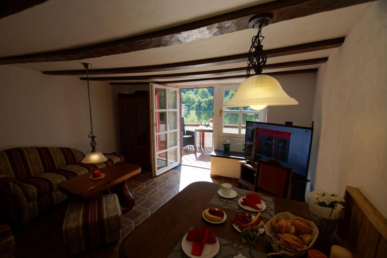 Altes Faehrhaus An Der Mosel Anno1633 Apartman Traben-Trarbach Kültér fotó